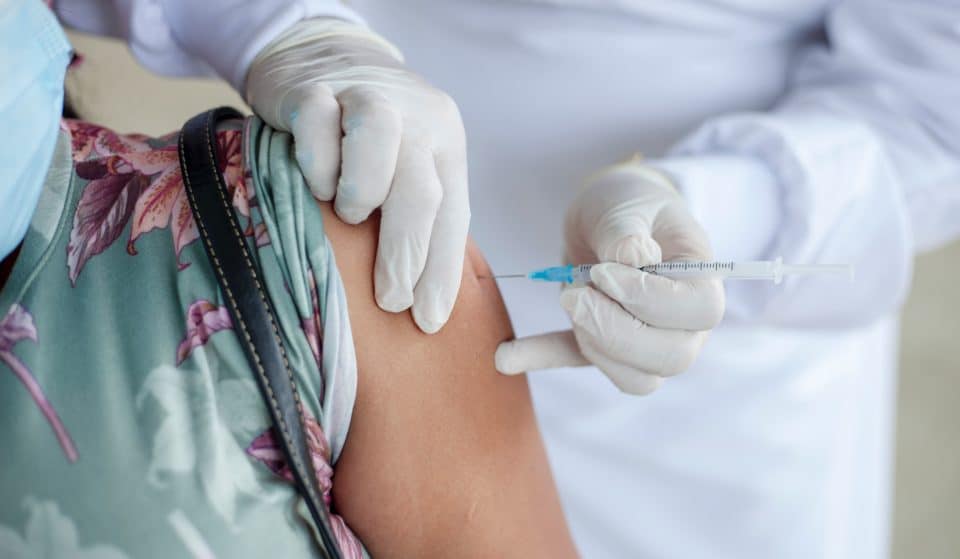 Vacina Já: saiba como fazer o pré-cadastro para vacinação