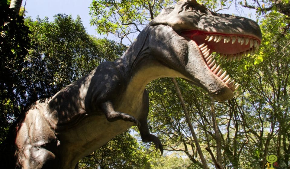 Mundo dos Dinossauros: o parque pré-histórico dentro Zoológico de São Paulo
