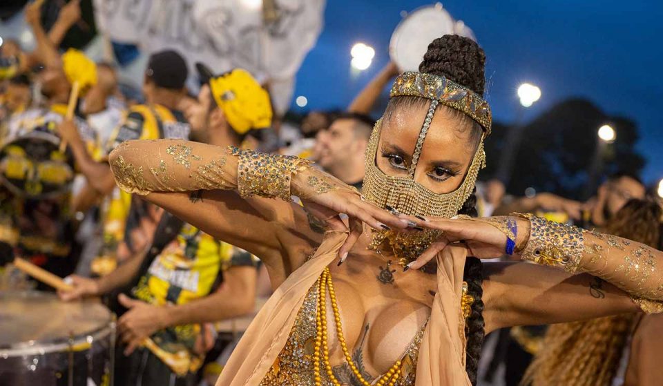 Prepare-se para acompanhar os Desfiles das Escolas de Samba