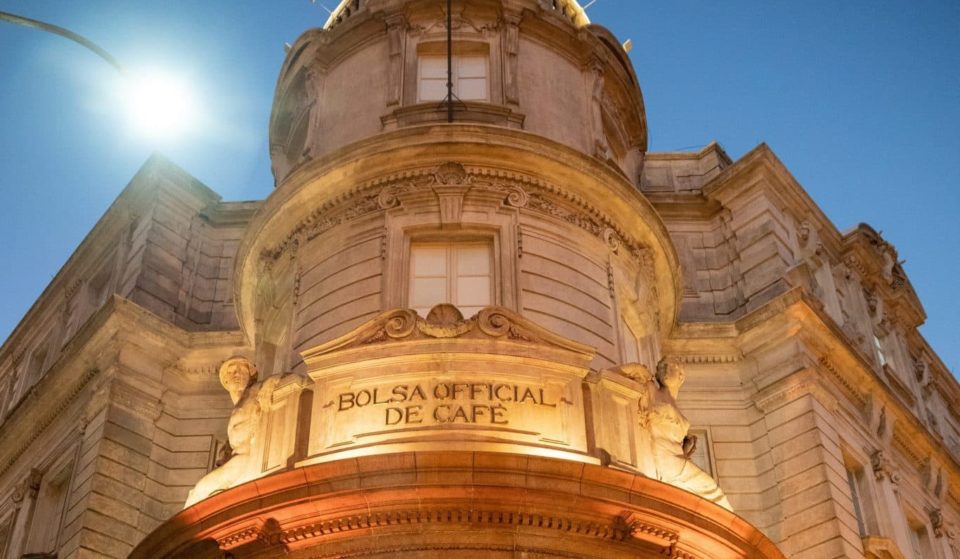 Conheça o palácio da Bolsa Oficial de Café, atual sede do Museu do Café