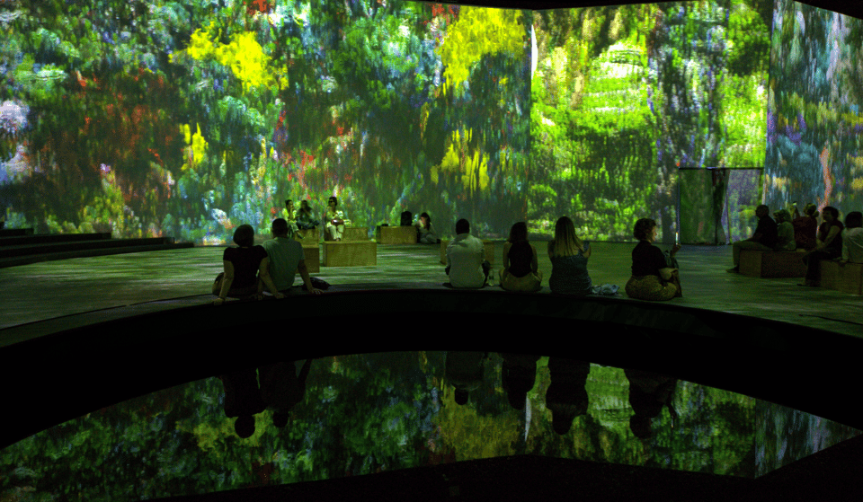 Exposição ‘Monet À Beira d’Água’ recebe um incrível concerto à luz de velas