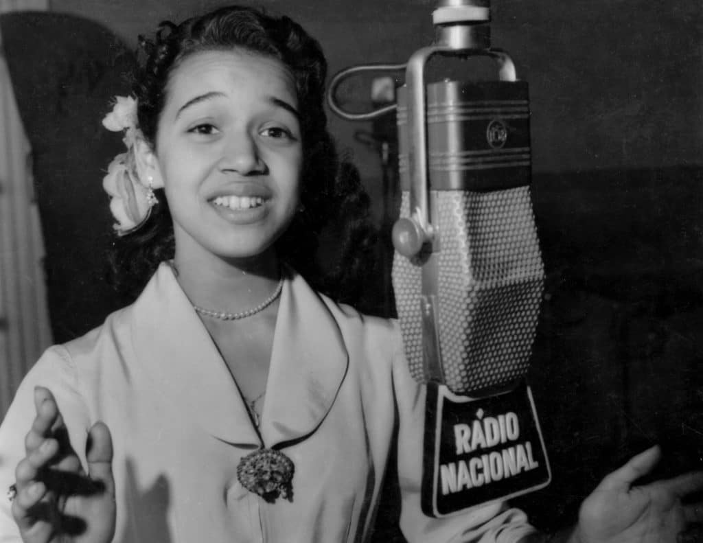 exposição As Cantoras e a História do Rádio No Brasil